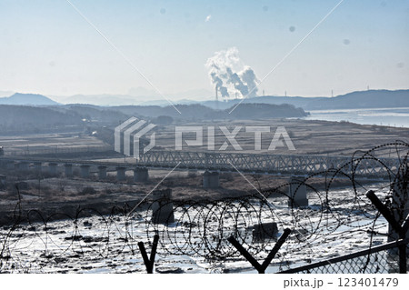 臨津江鉄橋(自由の橋) 臨津江鉄橋(自由の橋) 123401479
