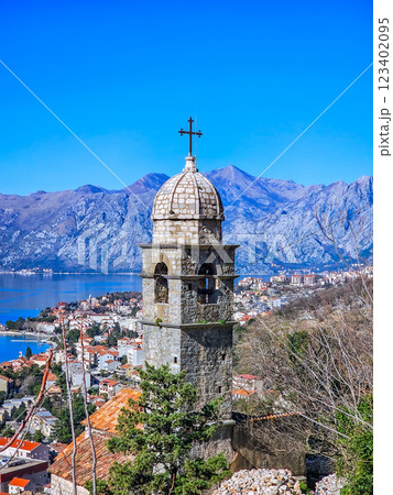 aerial view of the old town of Kotor, Montenegro. 123402095