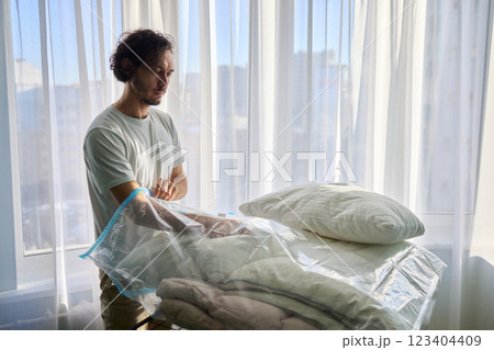 Vacuum Sealing Clothes Effectively for Storage, Preservation, and Space Saving Solutions 123404409