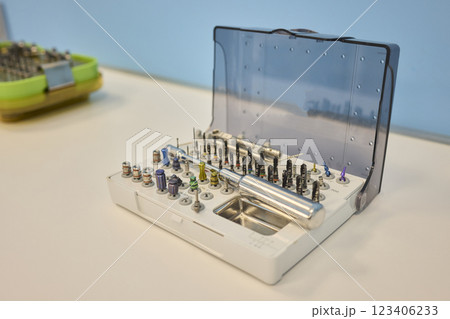 Precision Tooling Solutions for Efficient Electronics Assembly Processes and Performance Precision Tooling Solutions for Efficient Electronics Assembly Processes and Performance 123406233