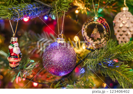 Christmas tree decorated with balls and gerland. 123406402