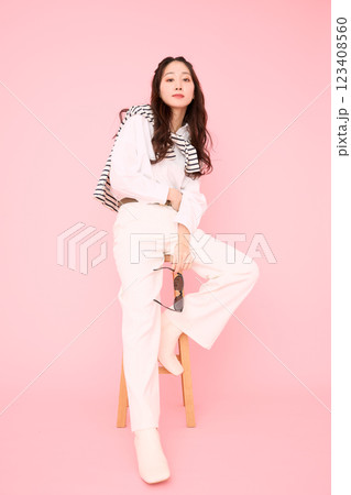 春のファッションポートレート 春のファッションポートレート 123408560