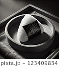 おいしそうなおにぎり 123409834
