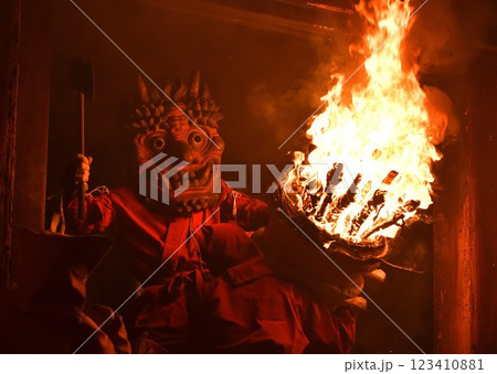 念佛寺 陀々堂 夜の鬼走り 父鬼 念佛寺 陀々堂 夜の鬼走り 父鬼 123410881