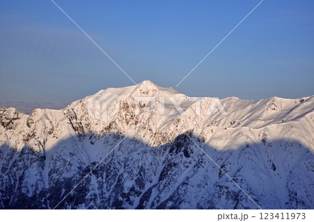 厳冬期の涸沢岳西尾根から奥穂高岳　雪山登山 バリエーションルート 123411973
