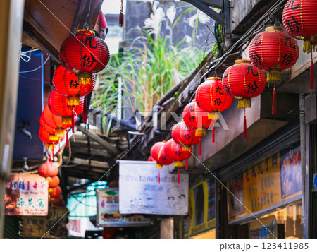 台湾　九份老街 123411985