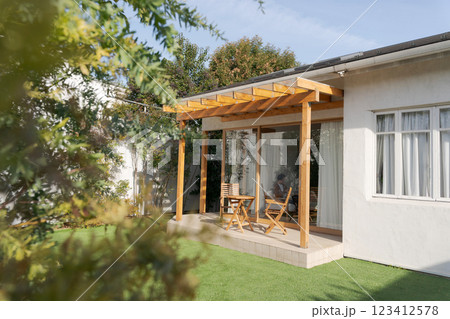 緑のある庭 123412578