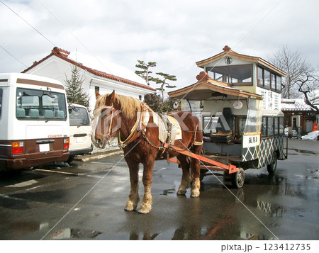 福島県喜多方市の蔵馬車 福島県喜多方市の蔵馬車 123412735