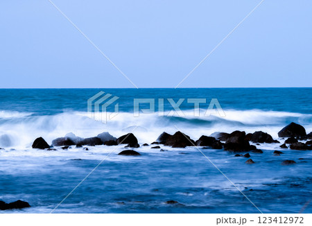 青い海 123412972