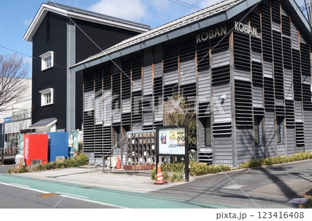 多治見市オリベストリートの交番 123416408