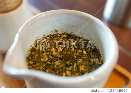 ハーブとスパイスのブレンド茶 ハーブとスパイスのブレンド茶 123416653