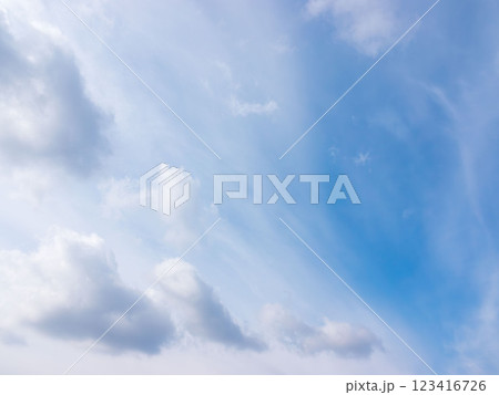 冬の青空と雲130 123416726