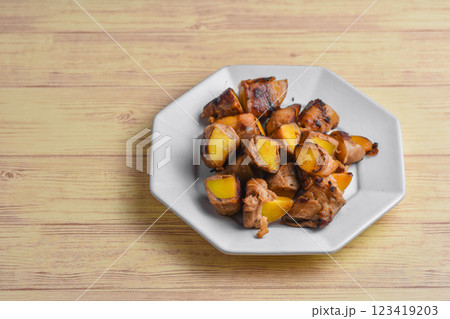 豚肉のジャガイモ巻き 123419203
