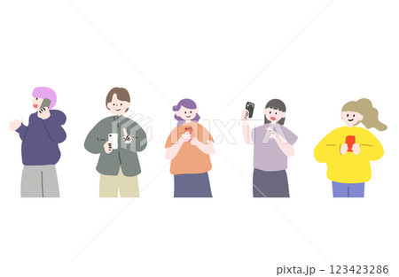 スマートフォンを持つ人々　半身 123423286