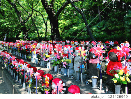 お地蔵さま 123426949