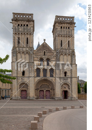 Abbey Church of the Trinity in Caen 123428863