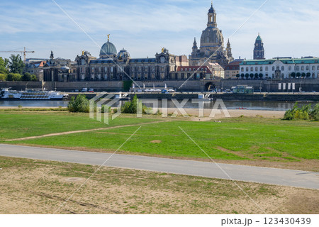 Huge dome of Frauenkirche Lutheran Church of Our Lady dominating the skyline of Dresden, Saxony, Germany Huge dome of Frauenkirche Lutheran Church of Our Lady dominating the skyline of Dresden, Saxony, Germany 123430439