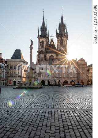 Old Town Square Staromestske namesti, historic square in the Old Town quarter of Prague, the capital of the Czech Republic Old Town Square Staromestske namesti, historic square in the Old Town quarter of Prague, the capital of the Czech Republic 123432996
