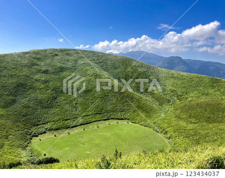 大室山山頂の景観 大室山山頂の景観 123434037