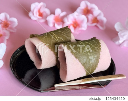美味しそうな桜餅 美味しそうな桜餅 123434420