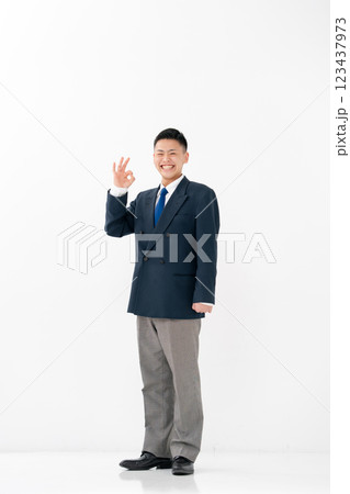 男子　高校生　制服　OK 123437973