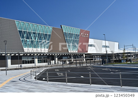新大村駅 (西九州新幹線:長崎県大村市 ) 新大村駅 (西九州新幹線:長崎県大村市 ) 123450349