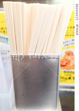 ラーメン屋の割り箸 ラーメン屋の割り箸 123454398