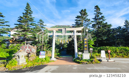 夏の御嶽山登山:田の原登山口(王滝口登山道) 夏の御嶽山登山:田の原登山口(王滝口登山道) 123458210