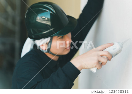 interior finishing 123458511