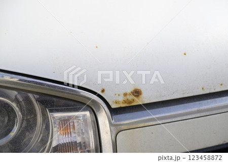 自動車の錆（融雪剤による塩害） 123458872