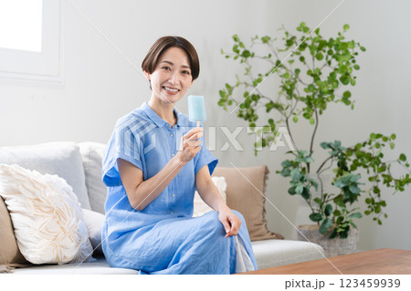 ポートレイト, 人物, 人, 女性, 女, 日本人, 日本, アジア, アジア人, ヤング, ミドル 123459939