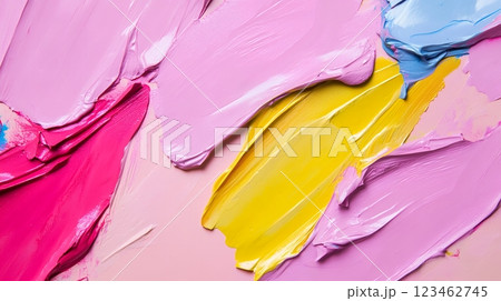 絵の具で塗られたキャンバス 123462745