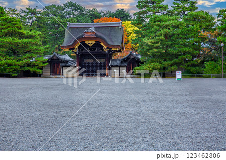 京都御所 123462806