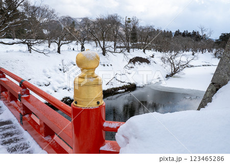 冬の会津若松城(鶴ヶ城)廊下橋からの雪景色④ 冬の会津若松城(鶴ヶ城)廊下橋からの雪景色④ 123465286