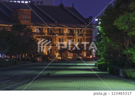 ライトアップされた赤レンガ倉庫 123465317