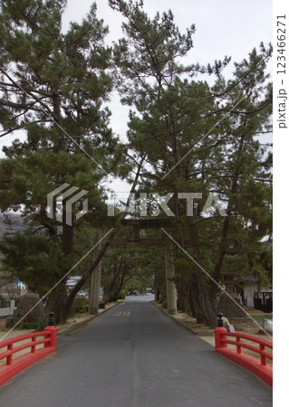吉備津駅から吉備津神社 岡山観光 吉備津駅から吉備津神社 岡山観光 123466271