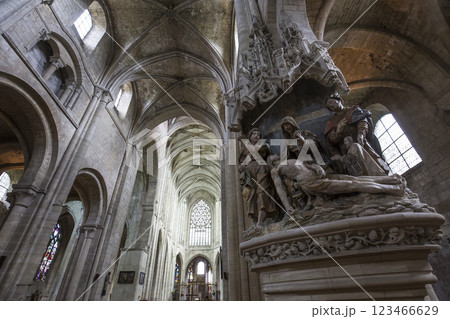 Saint Etienne cathedral, in Beauvais, France 123466629