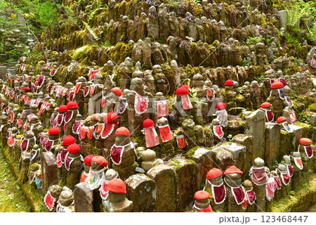 高野山　奥の院　無縁塚 123468447