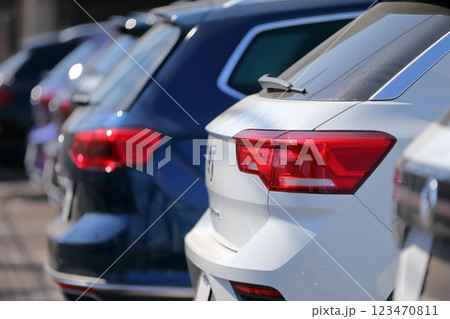 車のテールランプ（輸入車）　イメージ 123470811