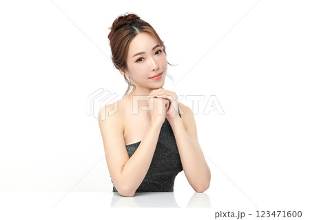 Beautiful young asian woman with clean fresh skin on white background, Face care, Facial treatment, Cosmetology, beauty and spa, Asian women portrait. 123471600
