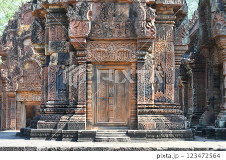 クメール美術の至宝・バンテアイスレイ寺院，アンコール遺跡群／カンボジア 123472564
