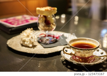 お洒落な大人カフェ お洒落な大人カフェ 123473167