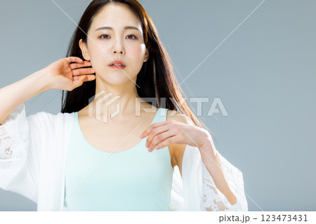 女性 ヘアイメージ 女性 ヘアイメージ 123473431