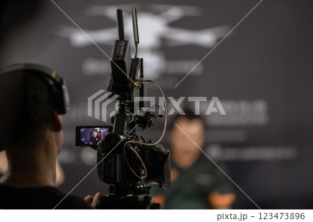 camera show viewfinder image catch motion in interview or broadcast camera show viewfinder image catch motion in interview or broadcast 123473896
