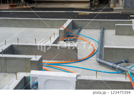 基礎工事 123475394