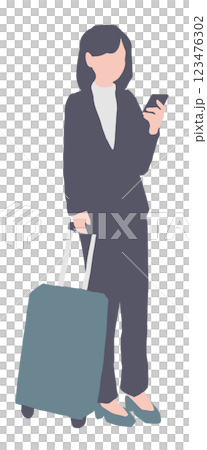 スーツケースを持ってスマホを見る女性 123476302