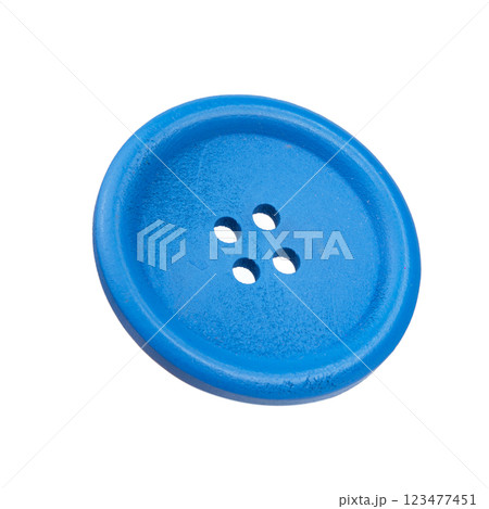 Wooden cloth button macro for sewing isolated on the white background 123477451