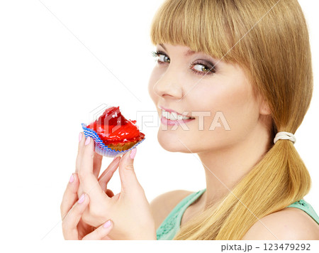 Woman holds cake strawberry cupcake 123479292