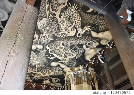 大本山建仁寺　法堂　双龍図天井画(京都市東山区) 123480673