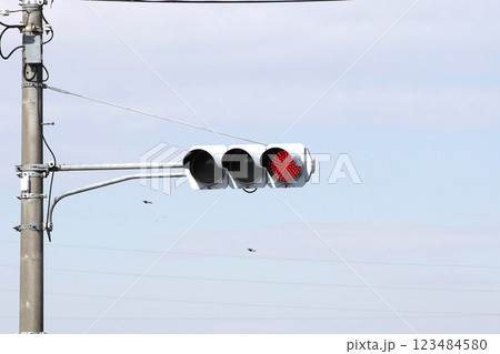 信号機 赤信号 信号機 赤信号 123484580